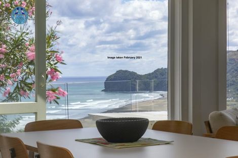 Photo of property in 42 Rayner Road, Piha, 0772