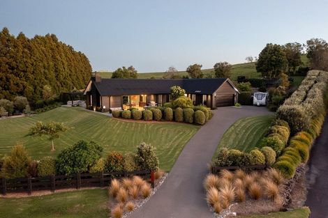 Photo of property in 1 Summerhill Drive, Papamoa, Te Puke, 3187