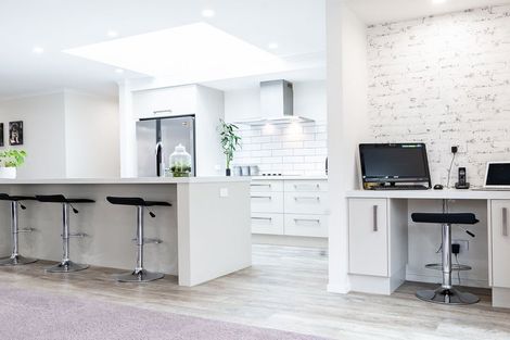 Photo of property in 1 Sudeng Street, Levin, 5510