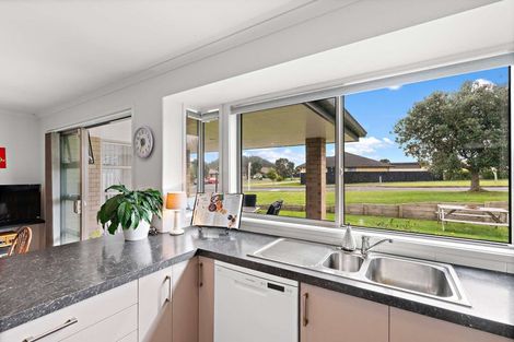 Photo of property in 40 Karo Street, Ruakaka, 0116