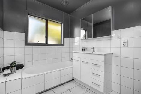 Photo of property in 5 Ashby Place, Pukekohe, 2120