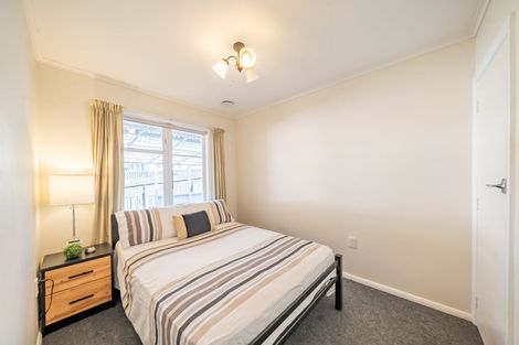 Photo of property in 10 Gillespies Road, Birchville, Upper Hutt, 5018