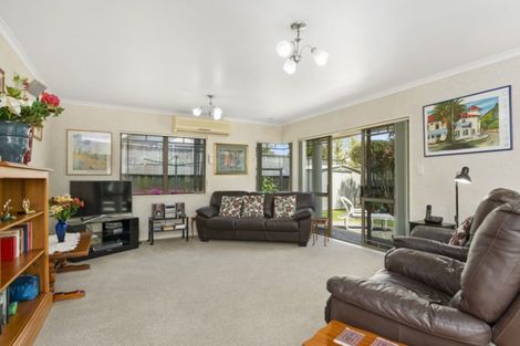 Photo of property in 12 Ryegrass Dell, Welcome Bay, Tauranga, 3112