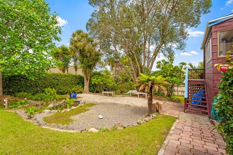 Photo of property in 3 Lucy Foster Lane, Red Beach, 0932