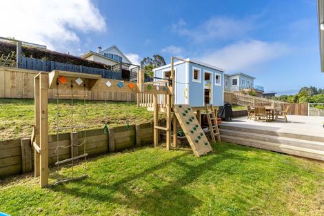 Photo of property in 5 Okahau Terrace, Warrington, 9471