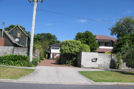 Photo of property in 1/14 Wairere Road, Torbay, Auckland, 0630