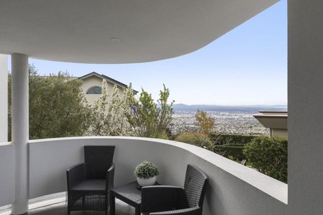 Photo of property in 12 Harry Ell Drive, Cashmere, Christchurch, 8022