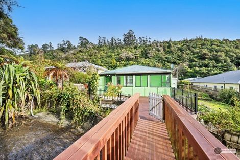 Photo of property in 23 Sunny Grove, Wainuiomata, Lower Hutt, 5014