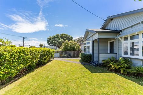 Photo of property in 7 North Street, Petone, Lower Hutt, 5012