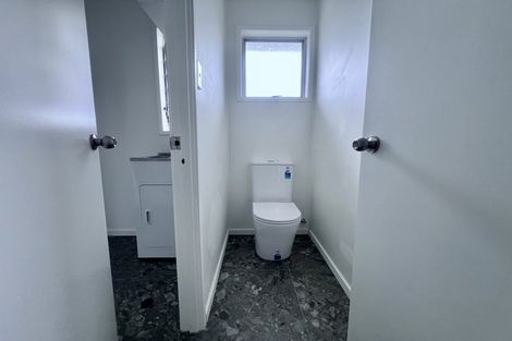 Photo of property in 6 Kenton Lane, Mangere, Auckland, 2022