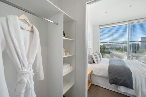 Photo of property in Sentinel Apartments, 401/3 Northcroft Street, Takapuna, Auckland, 0622