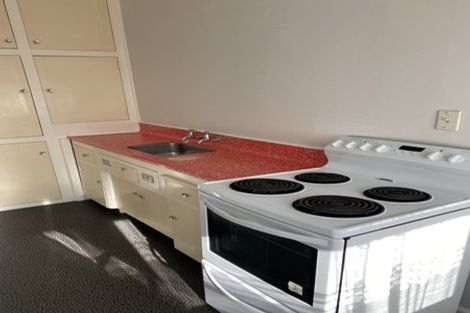 Photo of property in 5a Kauri Street, Woburn, Lower Hutt, 5011