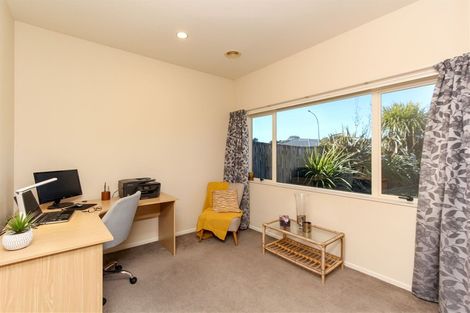 Photo of property in 51 Penrod Drive, Bell Block, New Plymouth, 4312