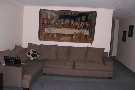 Photo of property in 6 Maadi Place, Papakura, 2110