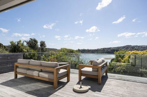 Photo of property in 29 Seaview Road, Paremata, Porirua, 5024