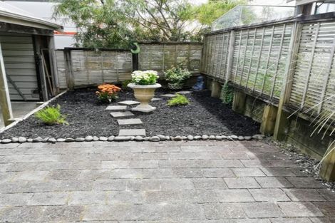 Photo of property in 21 Mt Lebanon Lane, Henderson, Auckland, 0612