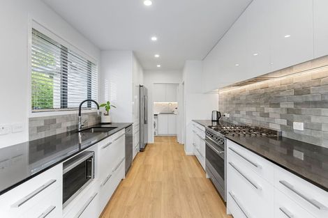 Photo of property in 47 Felgrove Street, Glendene, Auckland, 0602