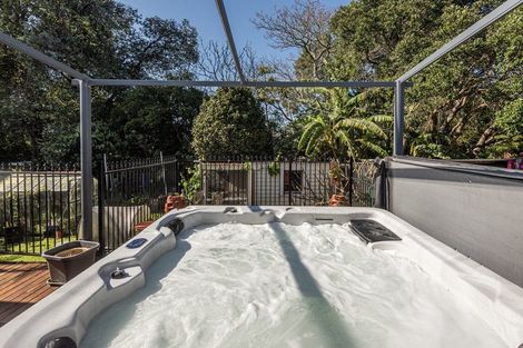Photo of property in 45 First Avenue, Avenues, Whangarei, 0110