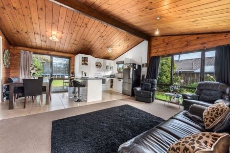 Photo of property in 54 Aniseed Grove, Timberlea, Upper Hutt, 5018