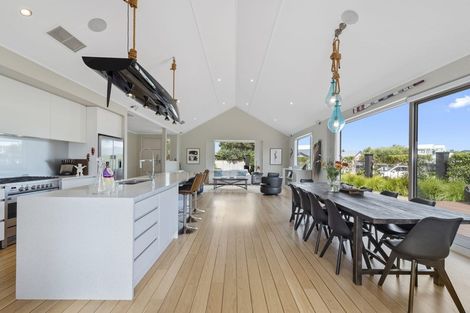 Photo of property in 23 Rita Way, Omaha, 0986