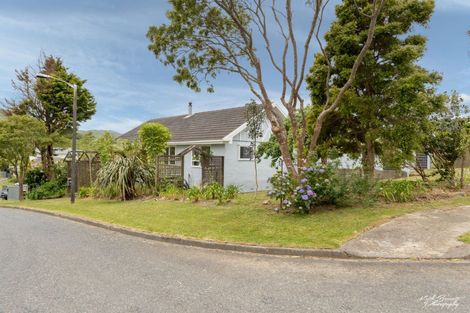 Photo of property in 19 Otira Grove, Kelson, Lower Hutt, 5010