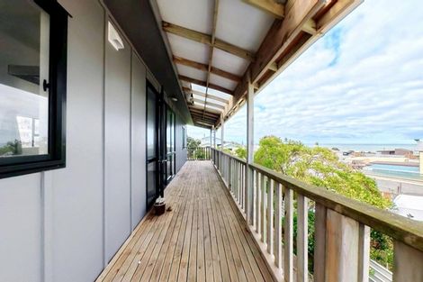 Photo of property in 10a Pingao Place, Waiinu Beach, Whanganui, 4588