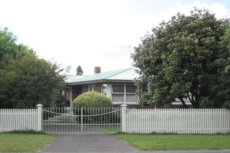 Photo of property in 108 Shakespeare Street, Leamington, Cambridge, 3432