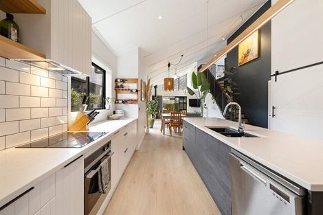 Photo of property in 6 Shepherd Road, Jacks Point, Queenstown, 9371