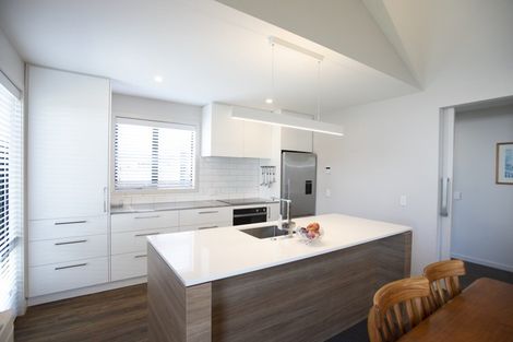 Photo of property in 216 Park Street, Winton, 9720