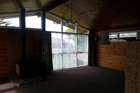 Photo of property in 7 Sunnypark Avenue, Rosehill, Papakura, 2113