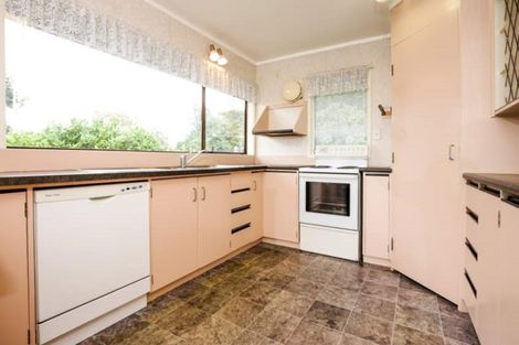 Photo of property in 41 Miltonia Avenue, Te Atatu South, Auckland, 0610