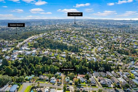 Photo of property in 14 Moore Street, Hillcrest, Auckland, 0627