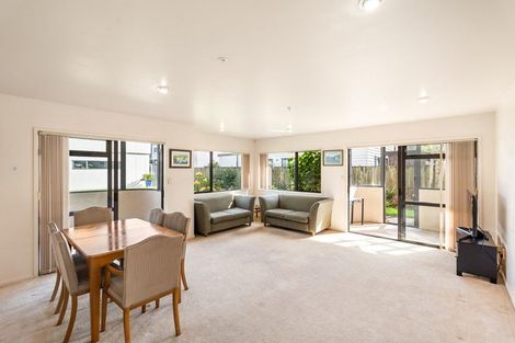 Photo of property in 11a Puriri Avenue, Orewa, 0931