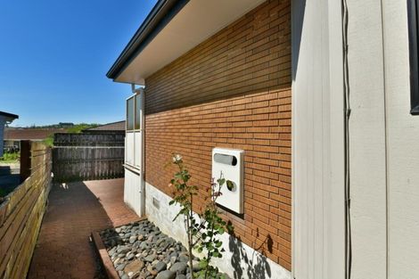 Photo of property in 1/30 Fairway Avenue, Red Beach, 0932