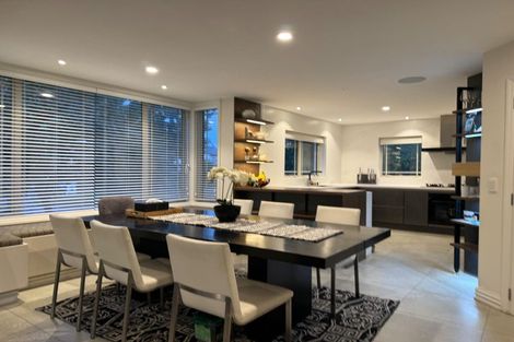 Photo of property in 33 Lewisham Park, St Albans, Christchurch, 8052