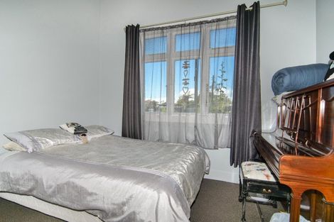 Photo of property in 150 Derby Street, Westport, 7825