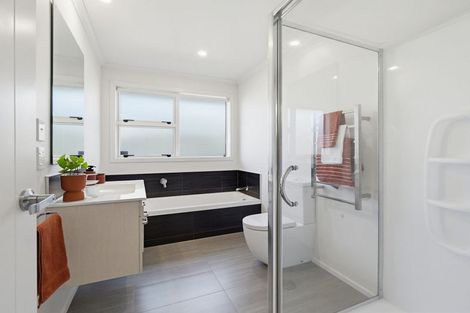 Photo of property in 22 Florence Avenue, Palmerston North, 4414