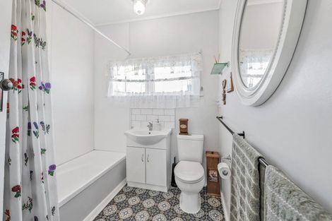 Photo of property in 12 D'arcy Street, Leeston, 7632