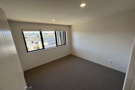 Photo of property in 3 Longshore Drive, Long Bay, Auckland, 0630