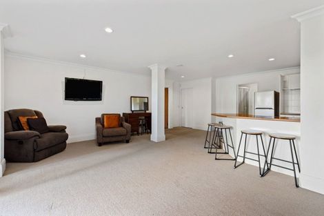 Photo of property in 84 Waitaha Road, Welcome Bay, Tauranga, 3112