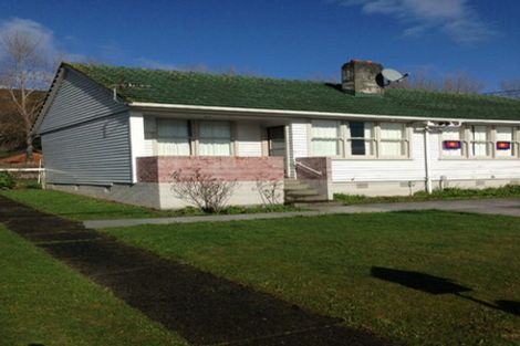 Photo of property in 78-80 Strand Crescent, Naenae, Lower Hutt, 5011