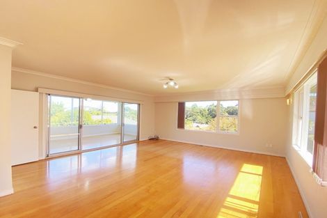 Photo of property in 78 Onewa Road, Northcote Point, Auckland, 0627