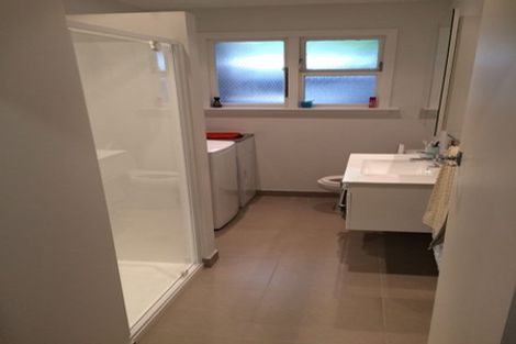 Photo of property in 2/84 Holly Road, St Albans, Christchurch, 8014