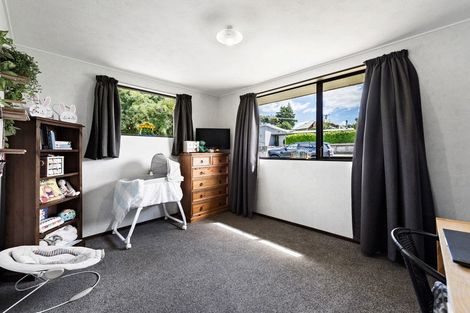 Photo of property in 2 Ruia Street, Gore, 9710