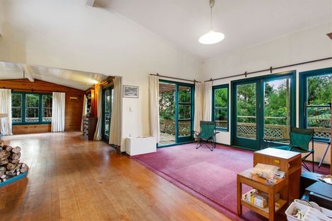 Photo of property in 130 Opanuku Road, Henderson Valley, Auckland, 0612