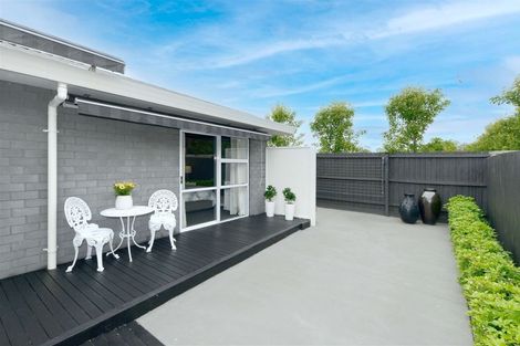 Photo of property in 5b Memorial Avenue, Ilam, Christchurch, 8053