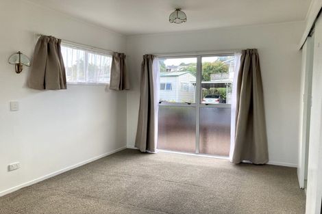 Photo of property in 17 Camrose Place, Glenfield, Auckland, 0629