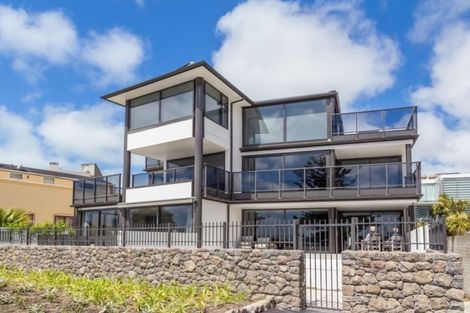 Photo of property in 4/20 Esplanade, Sumner, Christchurch, 8081