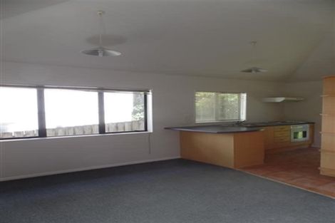 Photo of property in 2 Churchouse Road, Greenhithe, Auckland, 0632