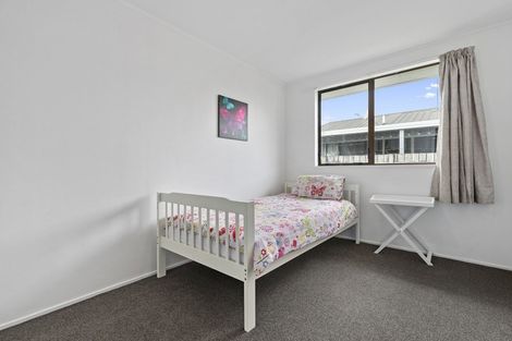 Photo of property in 95b Oakfield Crescent, Pukete, Hamilton, 3200